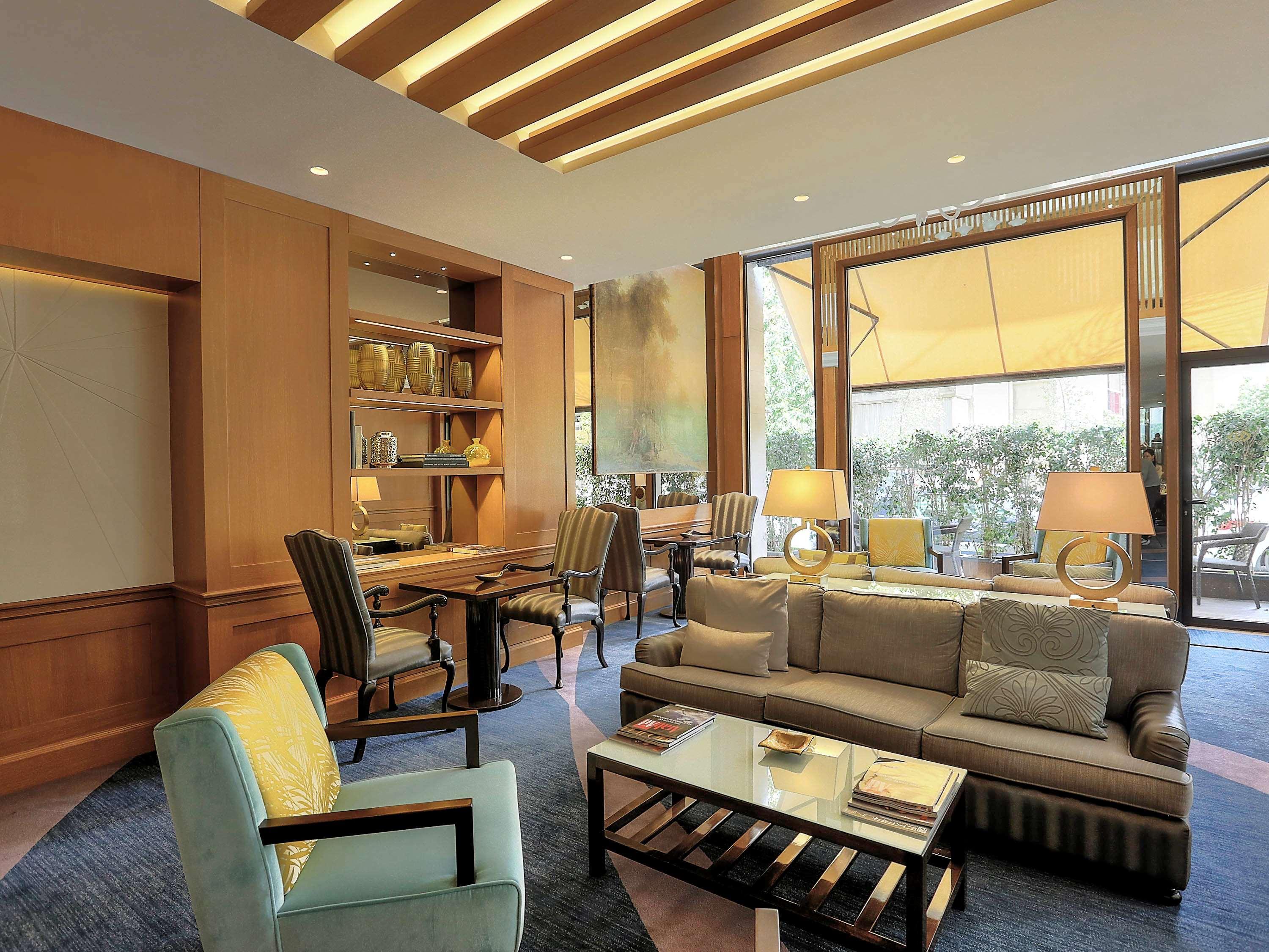 Sofitel Beirut Le Gabriel Hotel Exterior foto