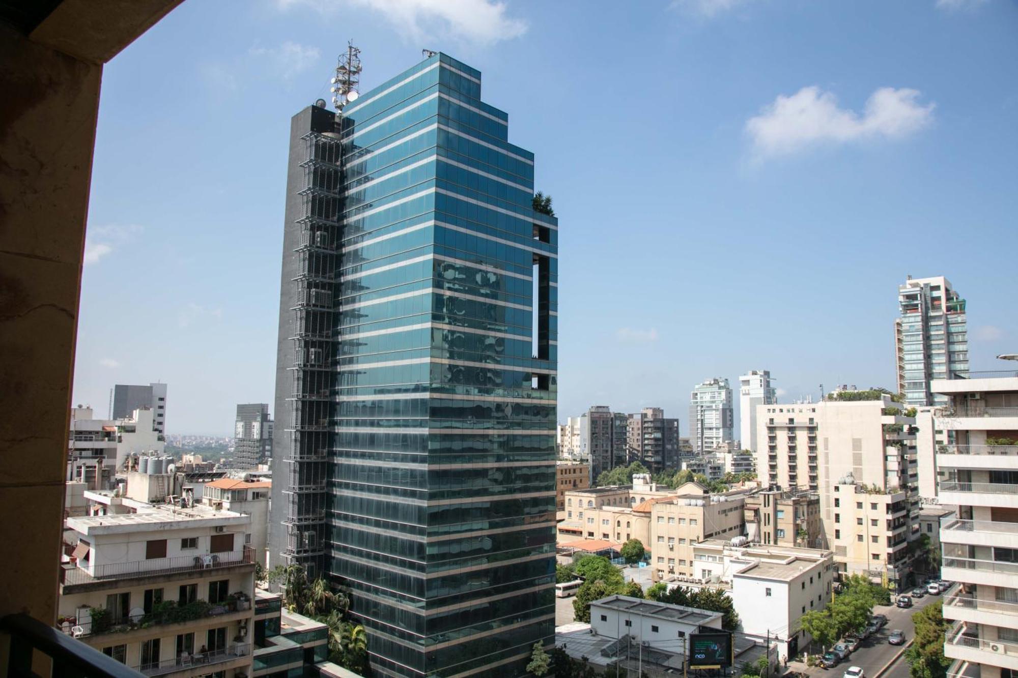 Sofitel Beirut Le Gabriel Hotel Exterior foto